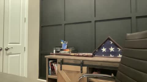 Snapshot of redbull1414 chatting on February 18, 1:55 pm RedBull online show from February 18, 1:55 pm