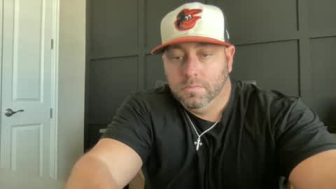 Snapshot of redbull1414 chatting on February 22, 7:14 pm RedBull online show from February 22, 7:14 pm