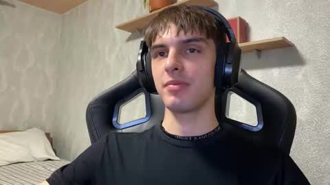 Snapshot of redbullshine chatting on September 29, 3:28 pm redbullshine online show from September 29, 3:28 pm