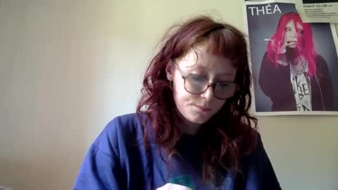 Snapshot of redcassie666 chatting on May 9, 12:32 pm redcassie666 online show from May 9, 12:32 pm