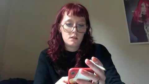 Snapshot of redcassie666 chatting on May 19, 1:28 pm redcassie666 online show from May 19, 1:28 pm