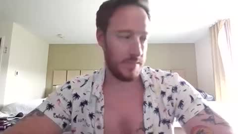 reddawg14 online show from April 17, 11:19 pm