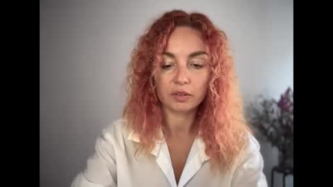 reddgirll online show from October 21, 9:43 am