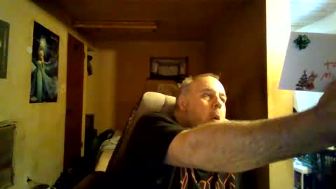 Snapshot of reddragon1195 chatting on December 1, 9:26 pm reddragon1195 online show from December 1, 9:26 pm