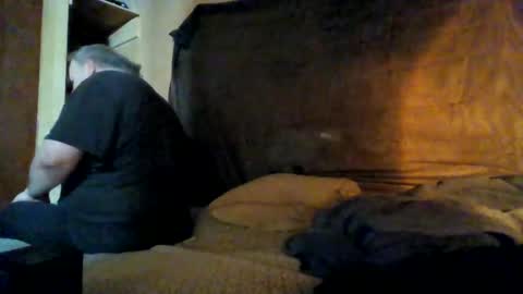 Snapshot of reddragon1195 chatting on November 9, 6:44 am reddragon1195 online show from November 9, 6:44 am