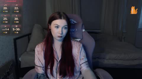 Lina online show from March 10, 3:41 pm