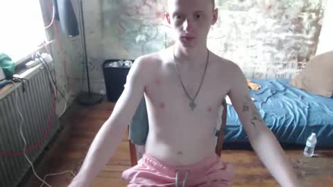 RedHead6Inch online show from September 24, 11:46 am