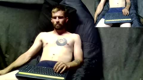 Snapshot of redheadlover828 chatting on October 16, 7:26 pm Kevin online show from October 16, 7:26 pm