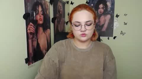 Rina online show from May 2, 9:03 am