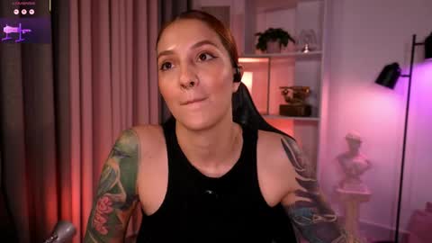 Snapshot of redjasmine_ chatting on May 14, 11:55 pm Red Jasmine online show from May 14, 11:55 pm
