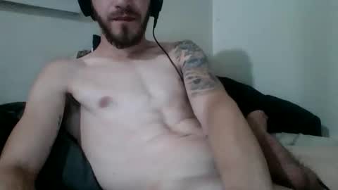 Snapshot of redlighter26 chatting on February 2, 10:14 am Red Lighter online show from February 2, 10:14 am