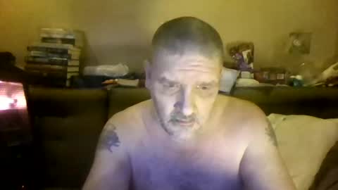 Snapshot of redmud3 chatting on February 6, 3:27 am redmud3 online show from February 6, 3:27 am