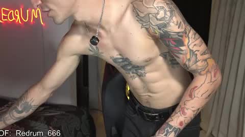 Snapshot of redrum_696 chatting on May 31, 1:03 am Red online show from May 31, 1:03 am