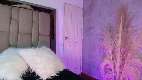 Snapshot of reds_velvet chatting on February 20, 3:36 am RED VELVET online show from February 20, 3:36 am