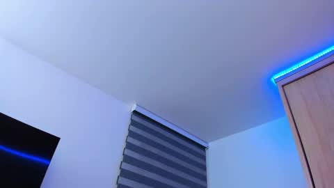 redski77 online show from January 13, 9:19 am