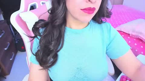 redski77 online show from November 21, 7:29 am