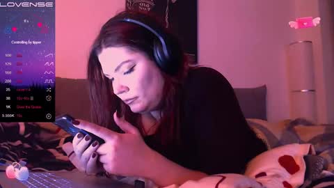 Red online show from December 7, 2:09 am