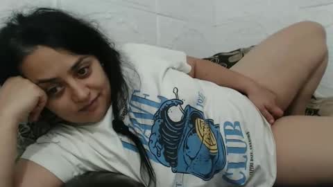 Reea online show from December 2, 7:27 pm