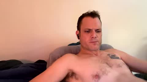 Reed Thomas online show from January 6, 5:44 am