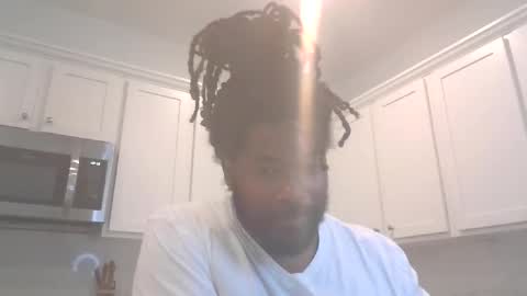 reek0000 online show from May 19, 4:13 pm