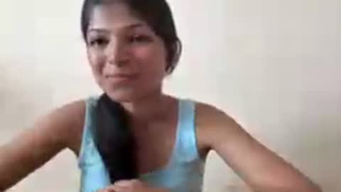 Snapshot of reenakeeny chatting on July 30, 10:25 am Alika online show from July 30, 10:25 am