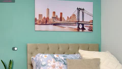 Snapshot of reese_yanella chatting on February 3, 11:04 am Yanella online show from February 3, 11:04 am