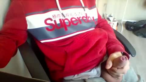 Snapshot of refar12 chatting on November 7, 11:10 am refar12 online show from November 7, 11:10 am