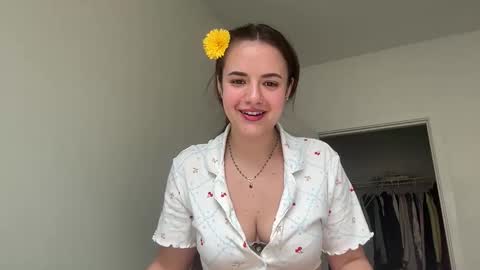 Its Reginaaa  online show from May 2, 5:40 pm