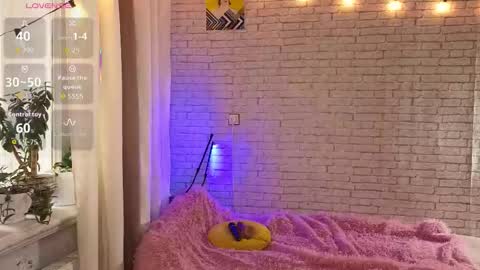 ReginaHawkinss online show from February 10, 9:57 am