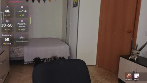 ReginaHawkinss online show from April 1, 1:41 pm