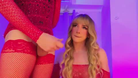 reginarose online show from November 27, 1:18 am