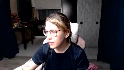 Regina online show from September 14, 1:16 am