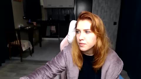 Regina online show from October 21, 12:11 am