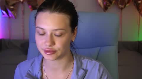 Snapshot of reginawine chatting on October 1, 7:09 pm ReginaWine online show from October 1, 7:09 pm