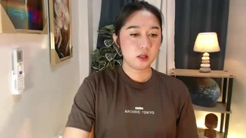 regine online show from February 2, 6:28 pm