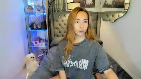 reighnempress online show from September 18, 1:40 am