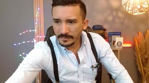   REIKO  online show from February 25, 3:21 pm