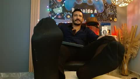   REIKO  online show from April 8, 2:28 pm