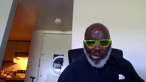 Snapshot of reikoveino chatting on June 3, 6:35 pm reikoveino online show from June 3, 6:35 pm