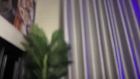 Snapshot of reina77xo chatting on May 20, 1:23 am reina77xo online show from May 20, 1:23 am