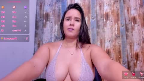 reina_loren online show from October 25, 2:08 am