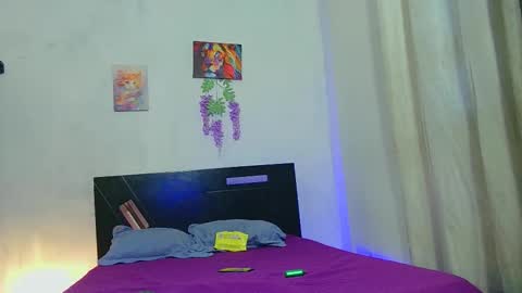 paola online show from October 28, 1:14 pm