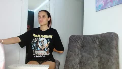 reina_reina online show from February 25, 3:49 am