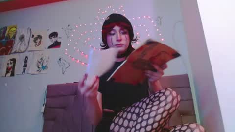 Snapshot of reiv_femboy chatting on March 13, 3:02 am reiv_femboy online show from March 13, 3:02 am