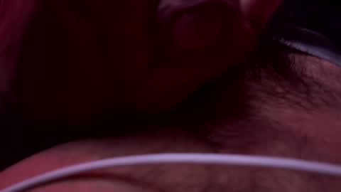 Snapshot of reks69 chatting on April 19, 11:07 pm PuroDesmadre online show from April 19, 11:07 pm