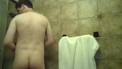 Snapshot of relay9983 chatting on July 27, 5:14 am Naked and Embarrassed online show from July 27, 5:14 am