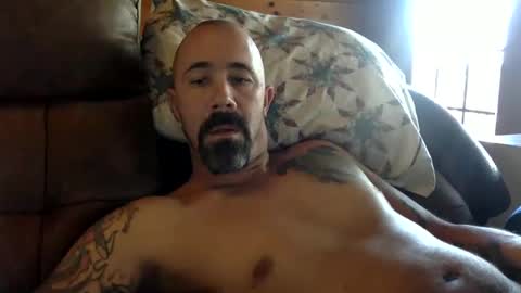 Snapshot of remington543 chatting on December 2, 4:53 pm remington543 online show from December 2, 4:53 pm