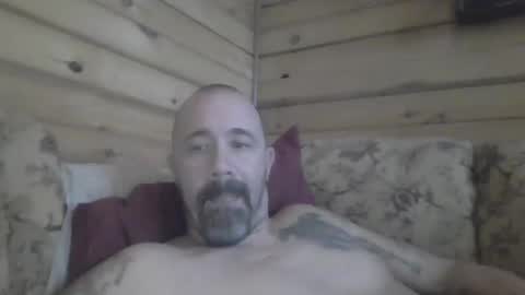 Snapshot of remington543 chatting on January 8, 2:57 am remington543 online show from January 8, 2:57 am