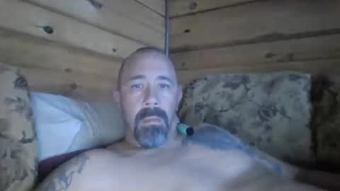 Snapshot of remington543 chatting on October 29, 1:52 am remington543 online show from October 29, 1:52 am