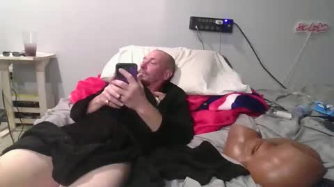 remshotdt online show from December 17, 2:50 am